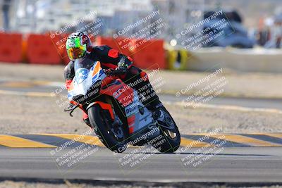 media/Dec-18-2022-SoCal Trackdays (Sun) [[8099a50955]]/Turn 2 (950am)/